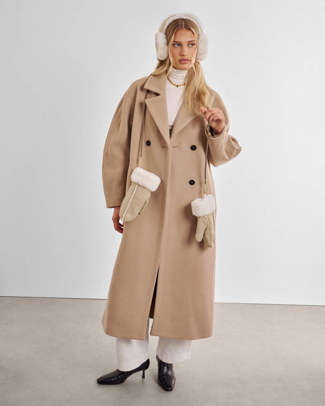 Katie Loxton Faux Suede Mittens Taupe Cream